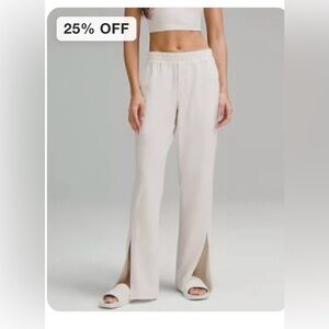 Lululemon set size 6 Lab stretch cupro crop tank &slit pant white opal color